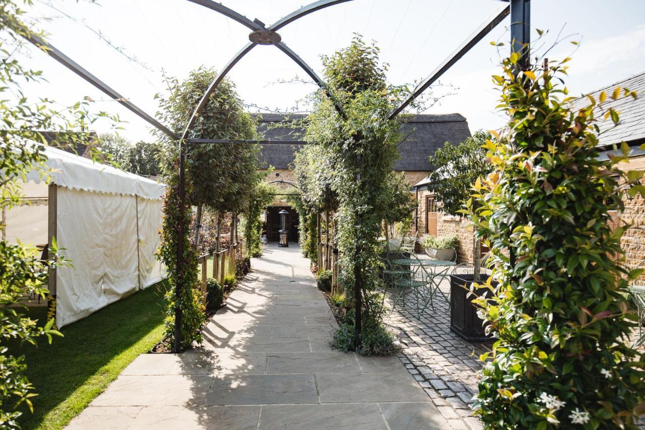 The George Inn Barford St Michael Extérieur photo The Pergola