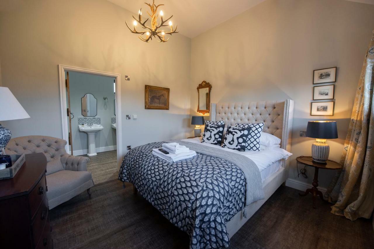The George Inn Barford St Michael Extérieur photo The Blue Room